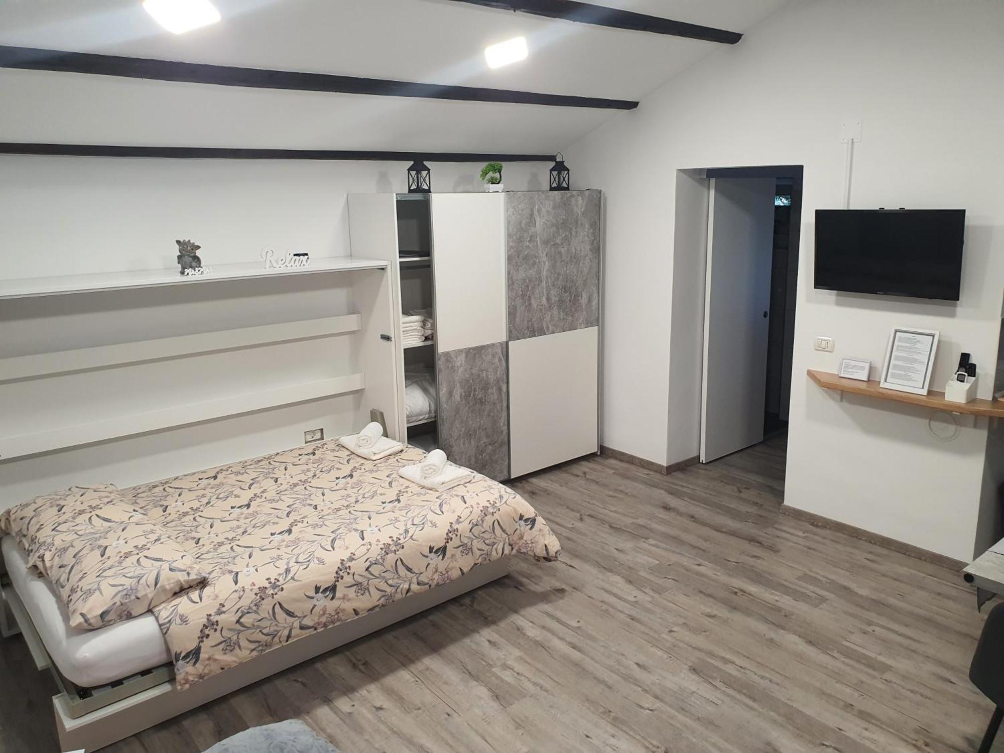 Apartma Vista Baredi イゾラ エクステリア 写真